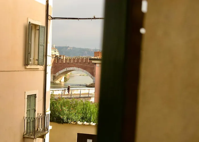 Casa Sull'adige 公寓 *