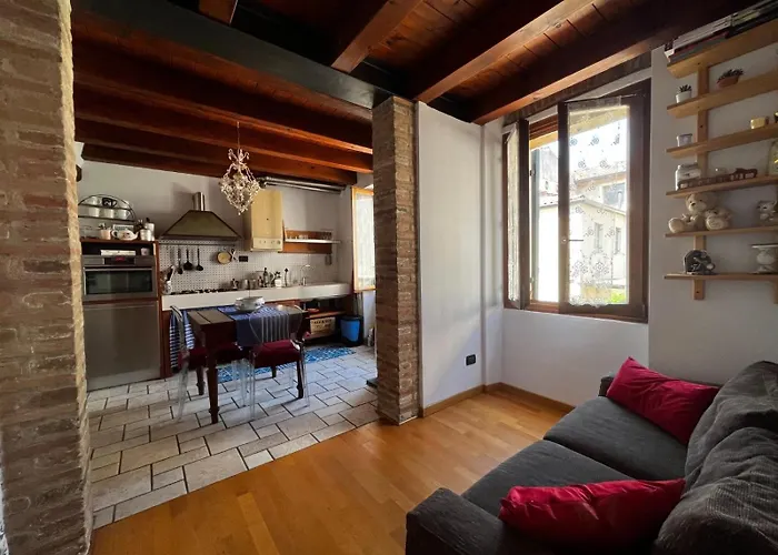 Casa Sull'adige 公寓 维罗纳