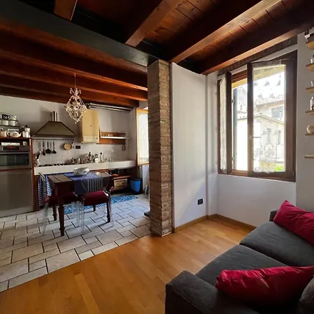 Casa Sull'adige 公寓 维罗纳